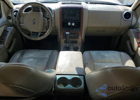 2007 Ford Explorer Eddie Bauer z USA, uszkodzony, nr VIN 1FMEU74857UB70386